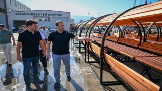 Bornova’nın parklarına yeni nesil oturma alanları