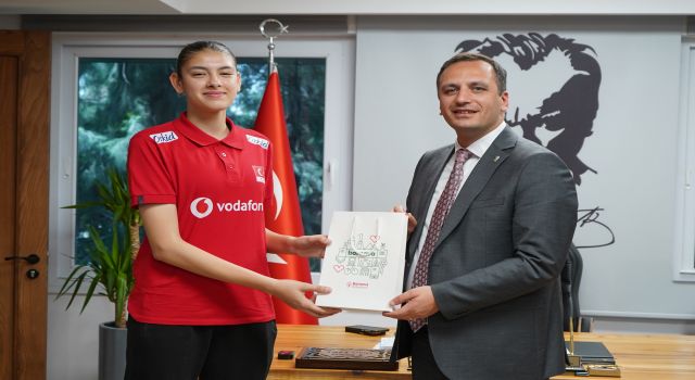 Bornova'nın Gururu Hasret Tuncer, Milli Takım yolunda