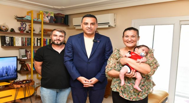 Çiğli’de “Hoş Geldin Bebek” Projesiyle destek sürüyor