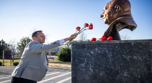 Başkan Eşki’den KKTC Parkı’nda anlamlı anma