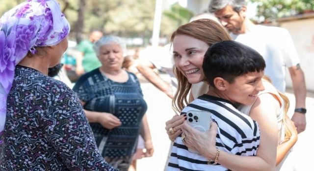 Başkan Mutlu, komşularının evlerine konuk oldu
