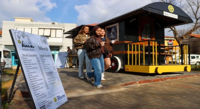 Buca’nın cep dostu kafeleri vatandaşa nefes aldırıyor