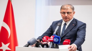 Başkan Tugay : İşten çıkarmaların sorumlusu sendika!