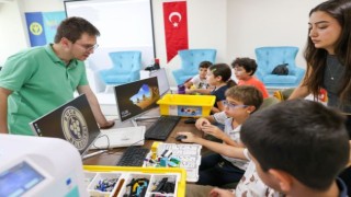 Buca’da robotik kodlama eğitimine büyük ilgi