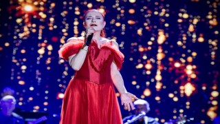 İEF’te Candan Erçetin rüzgârı...