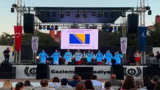 İzmir'de Balkan coşkusu sürüyor