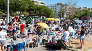 Karşıyaka’da ‘Çocuklar için 2. El Pazarı’na yoğun ilgi