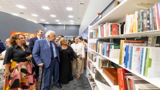 Prof. Dr. İlber Ortaylı adını taşıyan kütüphaneyi açtı