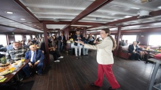 Konaklı muhtarlara Körfez turu