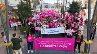 Menemenli kadınlardan pembe yürüyüş!