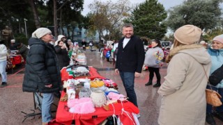 Buca’da dayanışma ve alışveriş bir arada