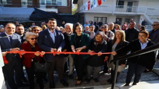 Karabağlar ’da bir günde iki Akademi açıldı