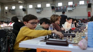 Çiğli Belediyesi 2. İsmail Hakkı Satranç Turnuvası büyük ilgi gördü