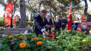 15 Temmuz şehitleri İzmir’de dualarla anıldı